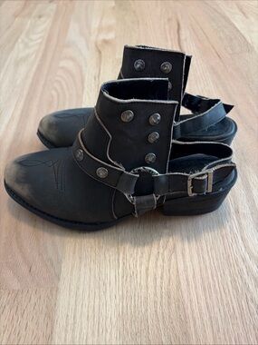 Very Volatile Black Studded Slingback Booties